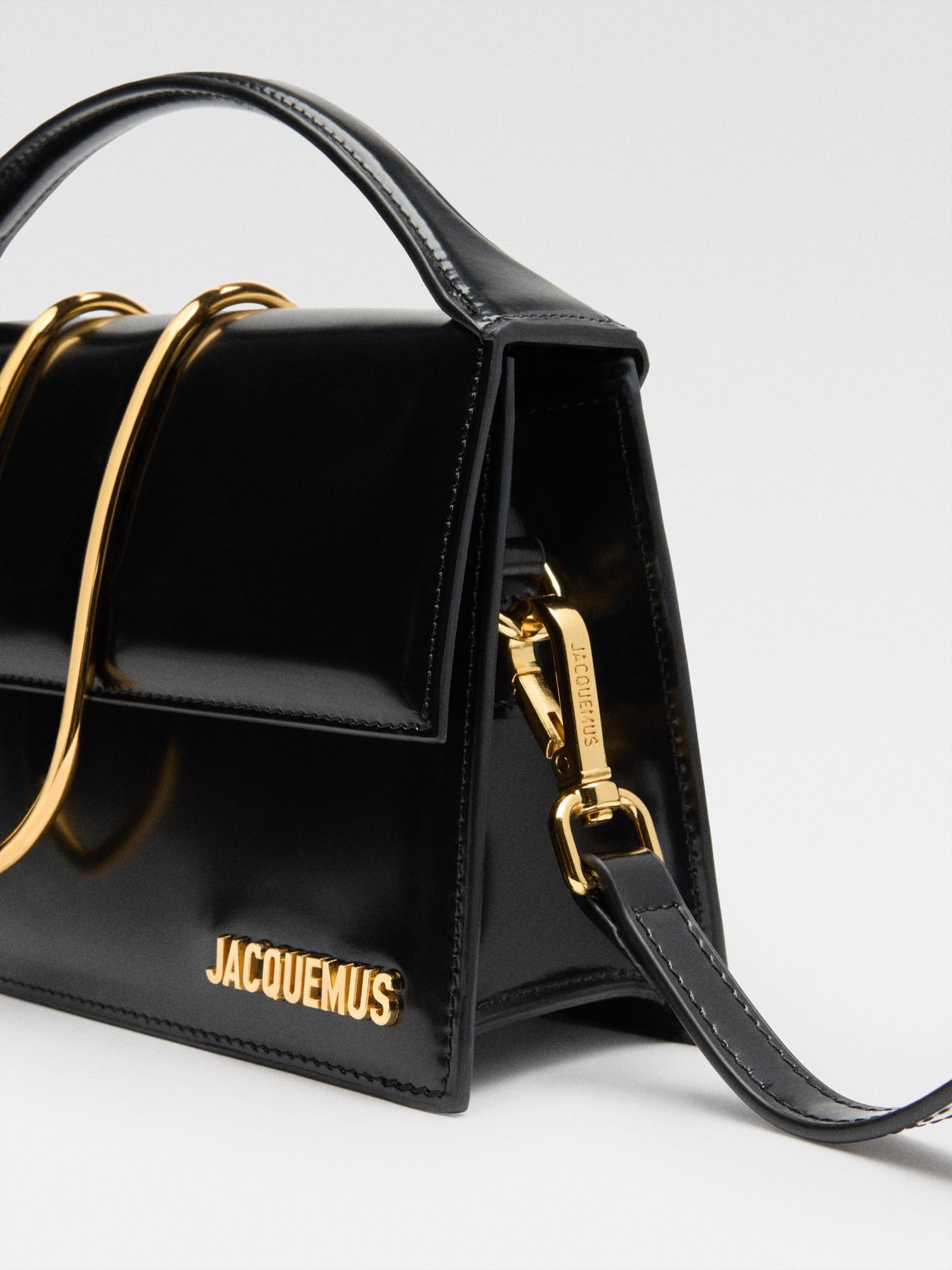 Jacquemus Cross-body Metal Flap Bag In Black