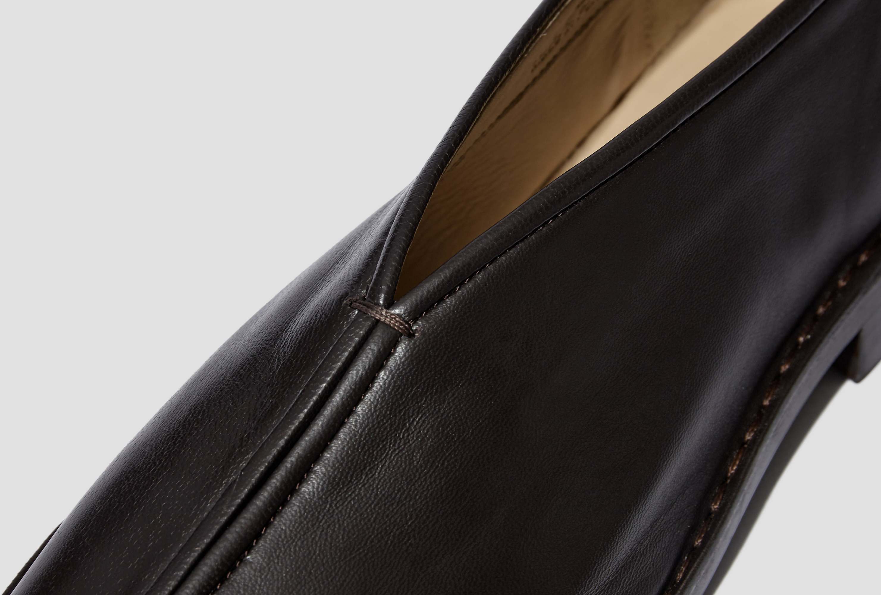 Lemaire Piped Leather Loafer In Black