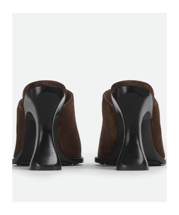 Bottega Veneta Round Head Muller Shoes In Brown