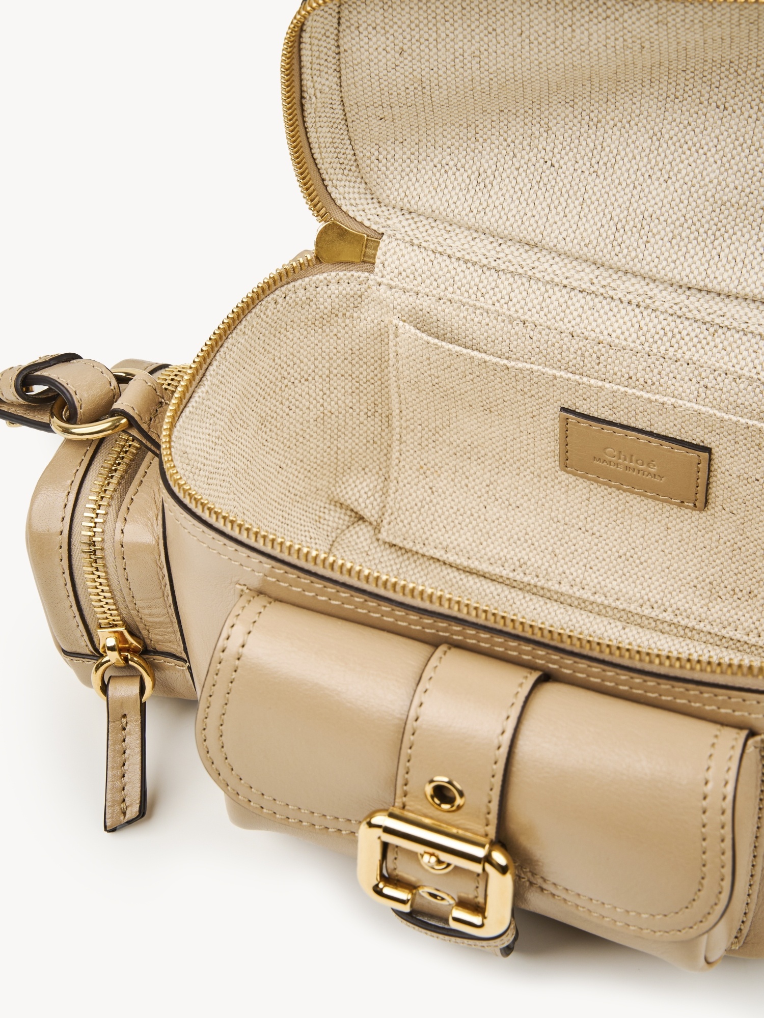 Chloé Small Camera Bag In Shiny Leather In Nude