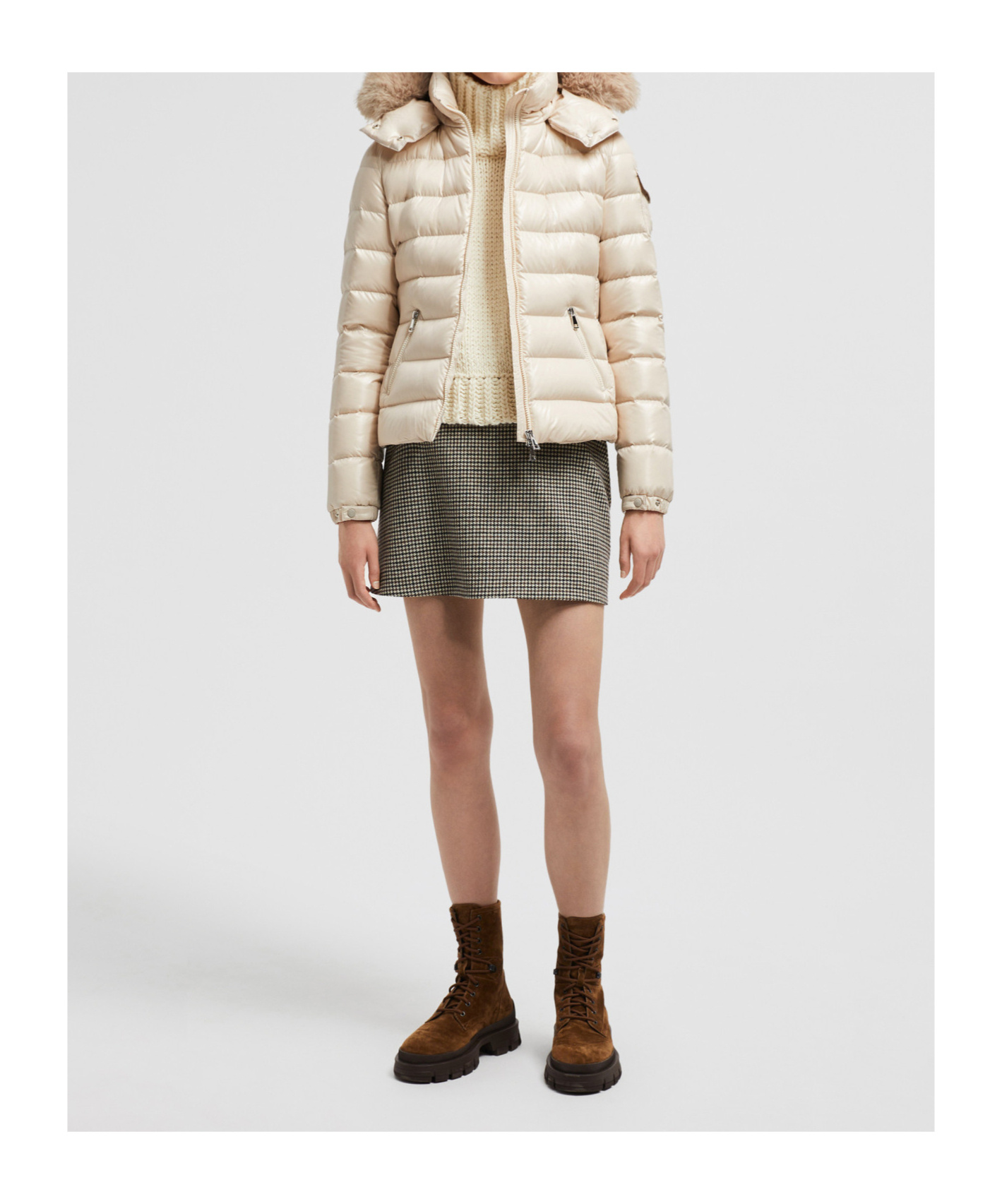 Moncler Doudoune Courte Badyf In Nude