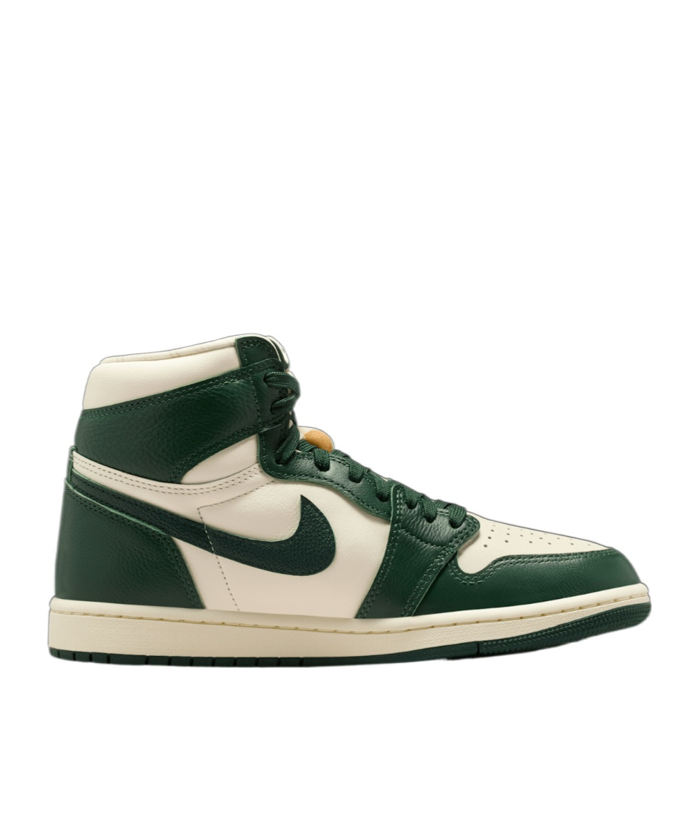 Nike Air Jordan 1 Sneakers In Green