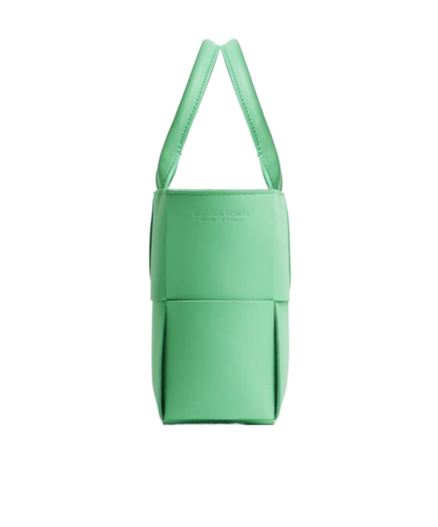 Bottega Veneta Mini Arco Knitted Shoulder Bag In Green