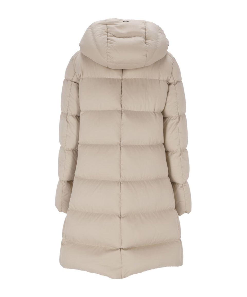 Herno Quilted Zipped Jacket In Nude