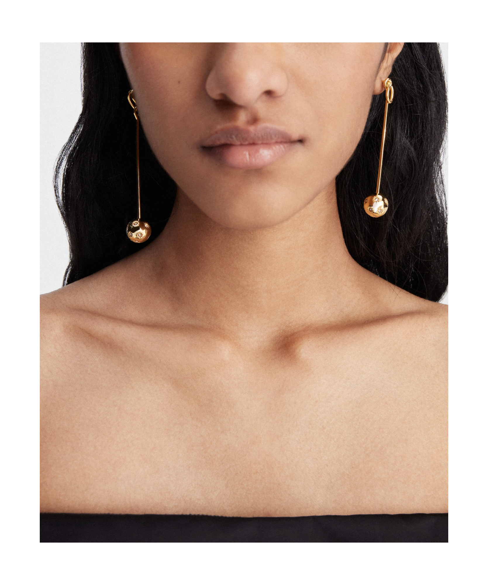 Jacquemus Rhinestone Pendant Earrings In Yellow
