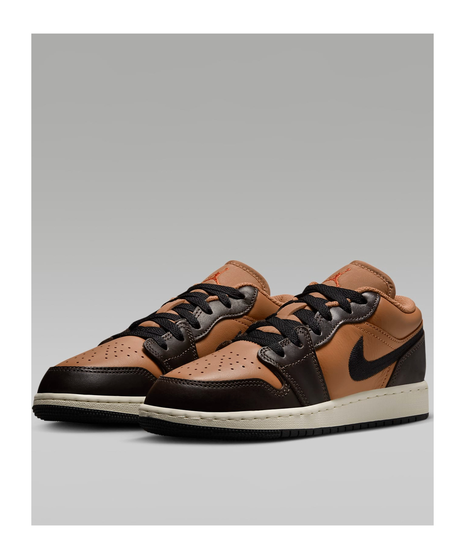 Nike Air Jordan 1 Low Se In Linen/baroque Brown/vintage Coral/black