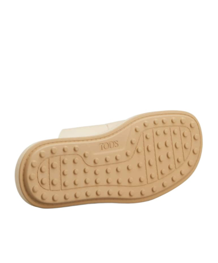 Tod's Wide Strap Buckle Leather Sandals In Nude