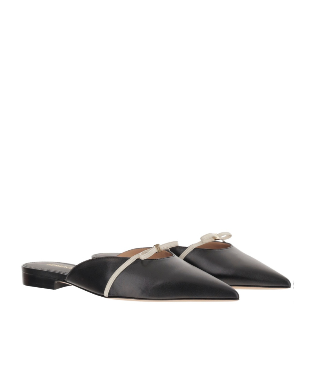 Ferragamo Pointed Muller Shoes In Black