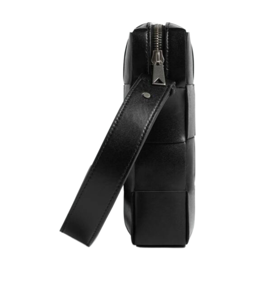 Bottega Veneta Cassette Mini Crossbody Bag In Black