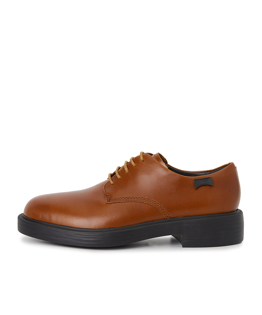 Camper Dean Brogues In Brown