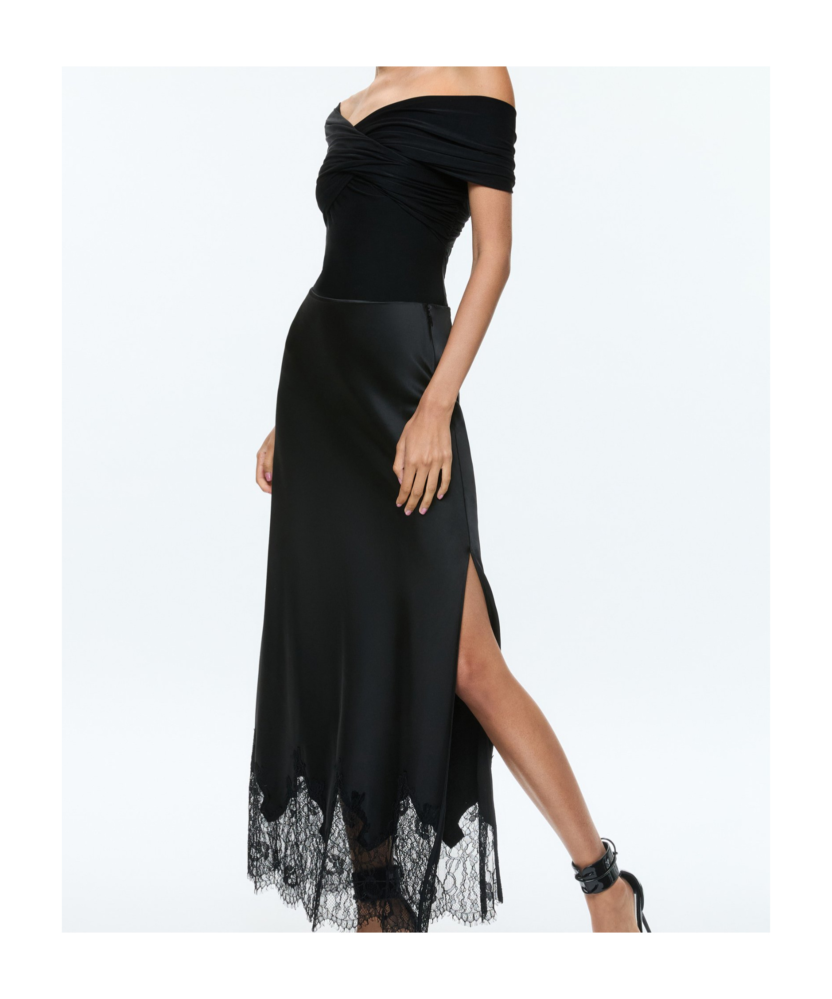 Alice And Olivia Arverne Bodysuit In Black