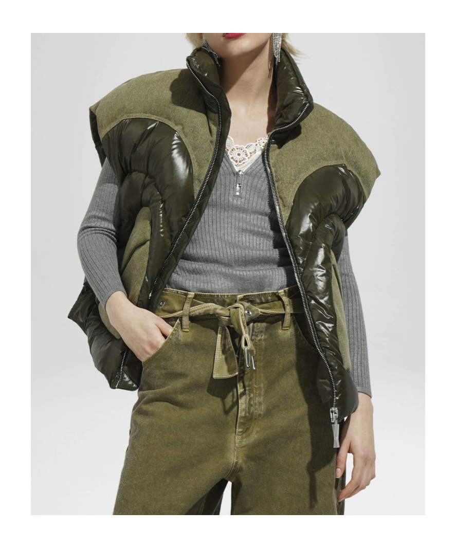 Khrisjoy High-necked Sleeveless Down Vest