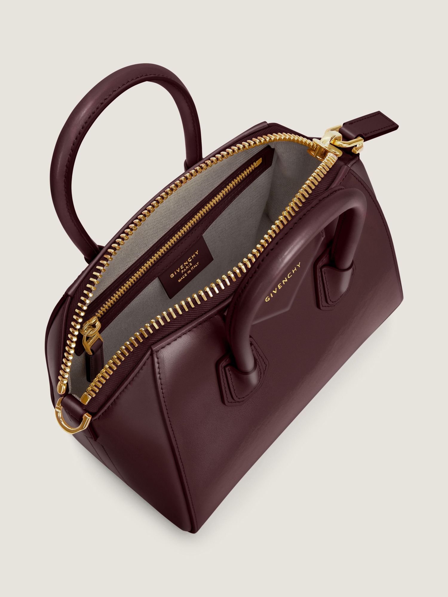 Givenchy Antigona Small Structured Handbag In Bordeaux Calfskin In Burgundy
