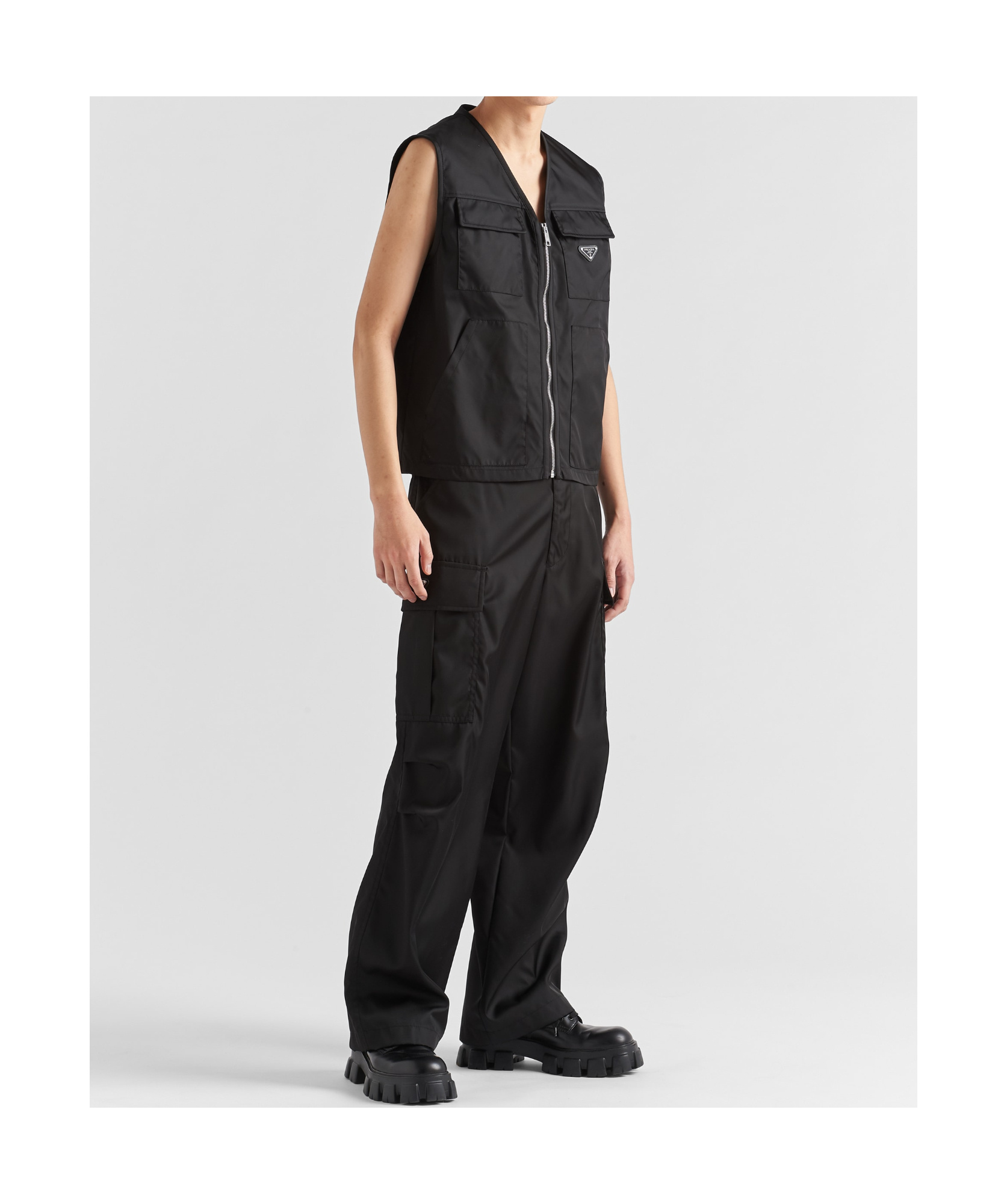 Prada Triangle Logo Cargo Gilet - Men's - Recycled Nylon In Black