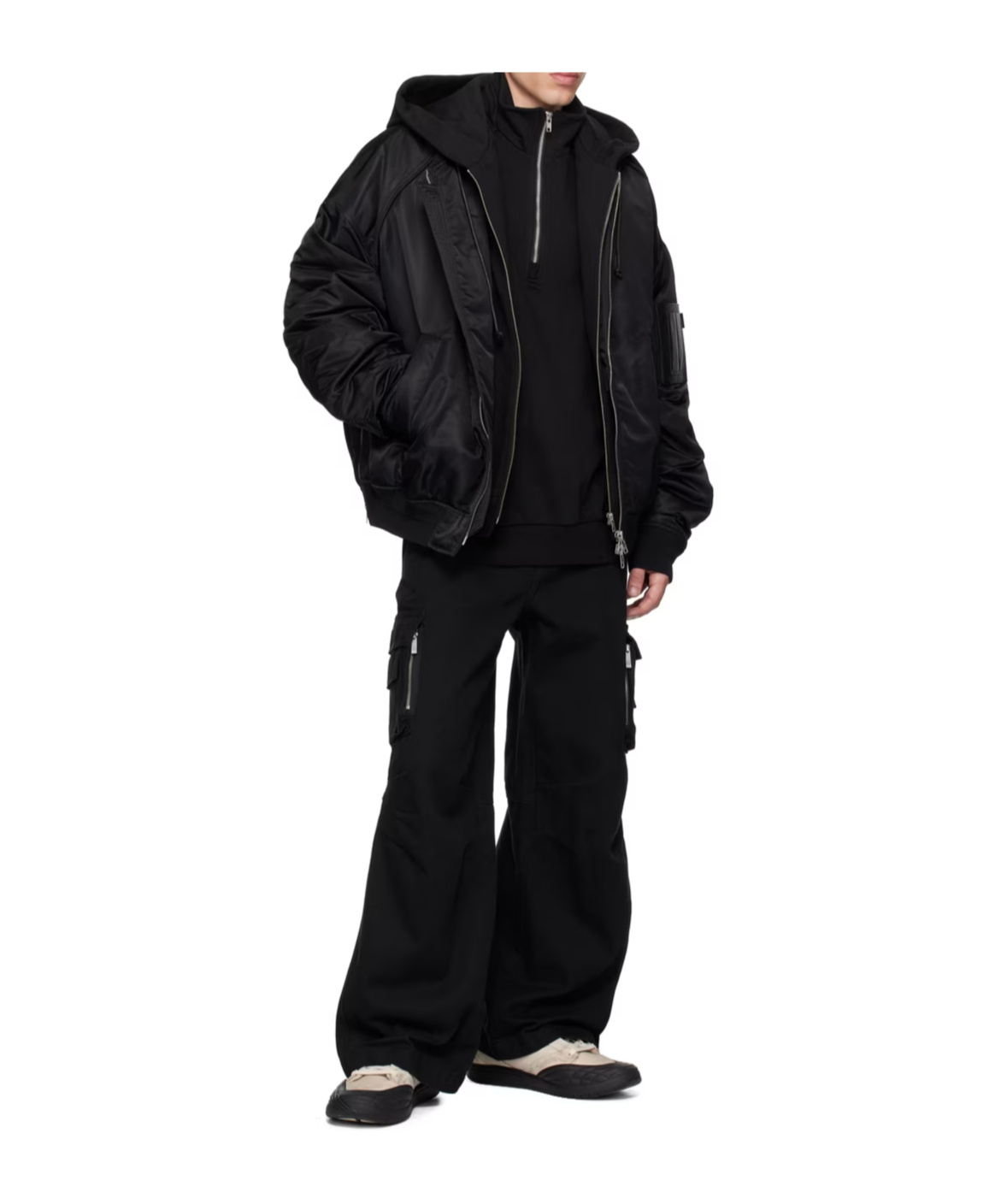 Juunj Multiple Front Pockets Bomber Jacket In Black