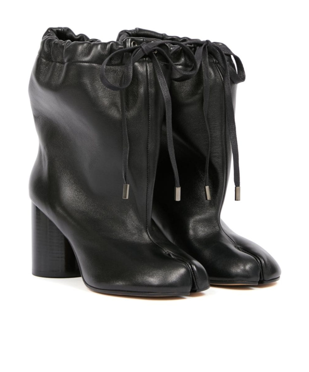Maison Margiela Drawstring Ankle Tabi Boots Black In Black