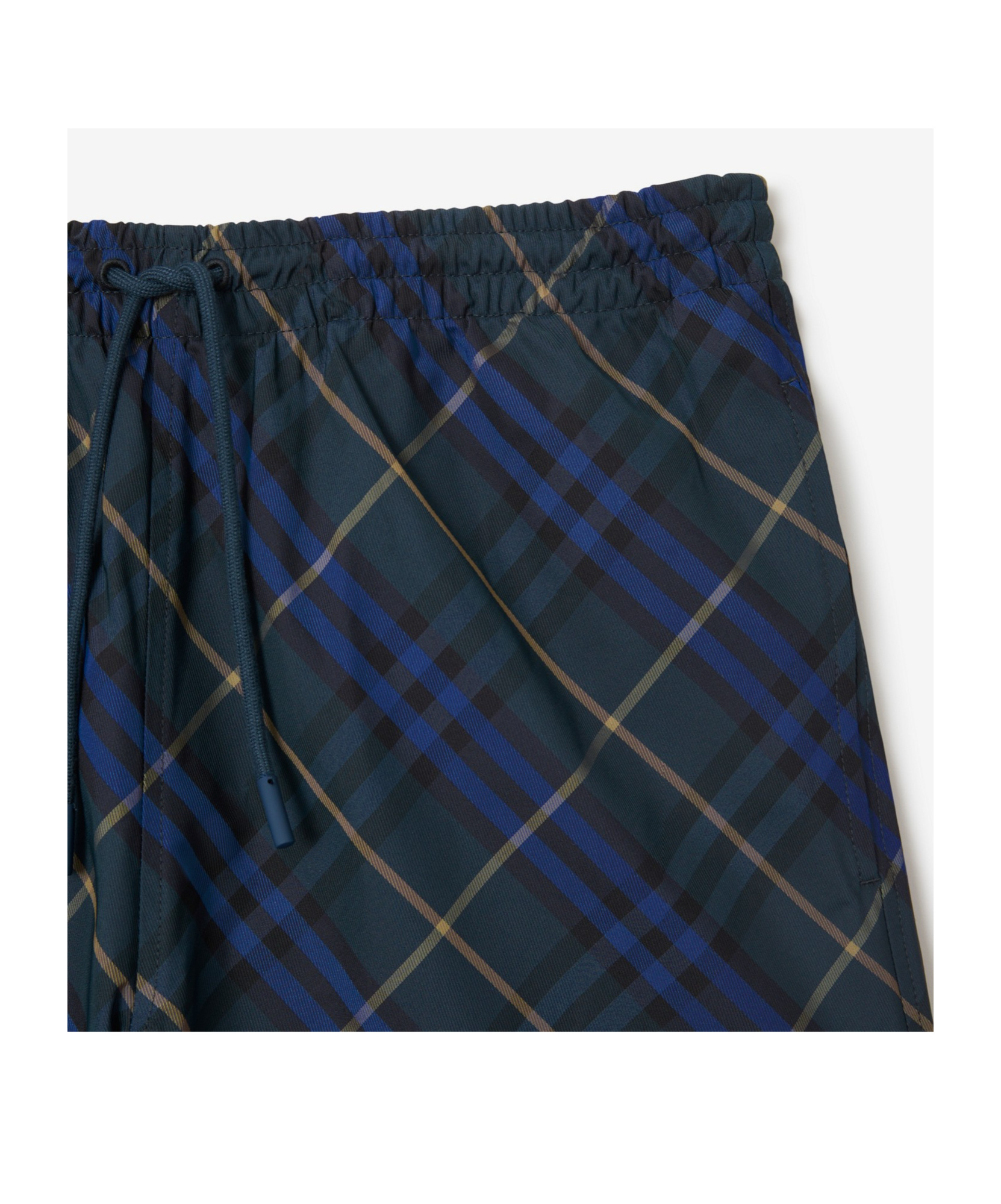 Burberry Pantaloncini In Twill Check In Black