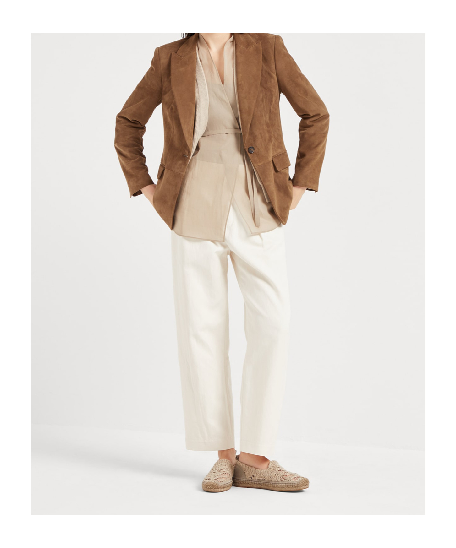 Brunello Cucinelli Pleated Chino Trousers In White