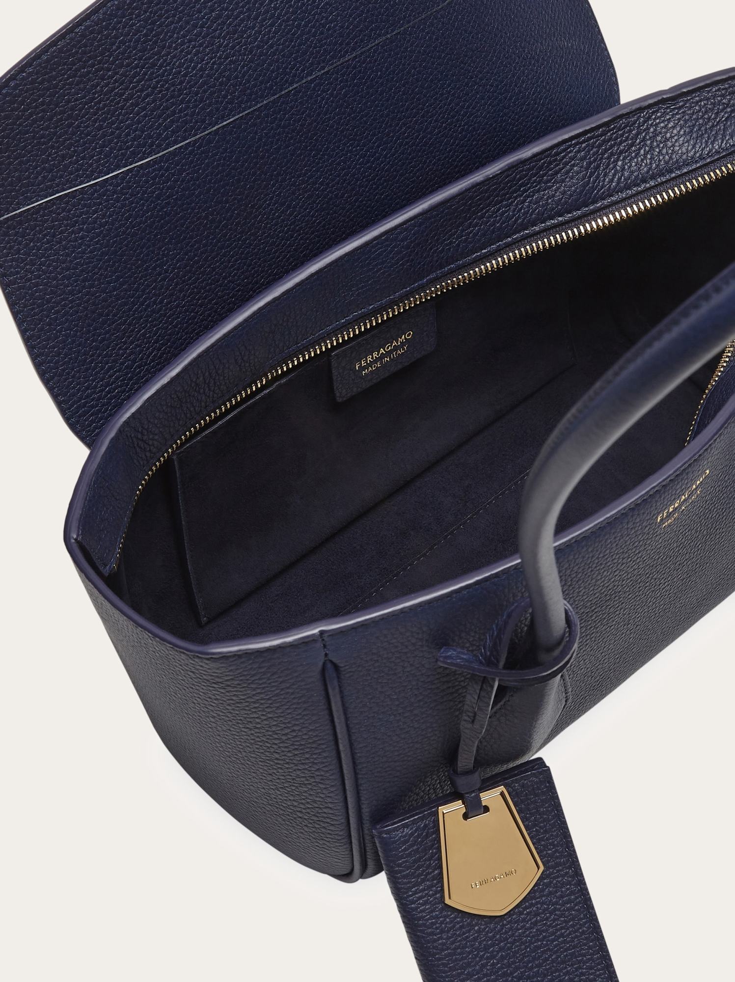 FERRAGAMO LOGO SHOULDER BAG