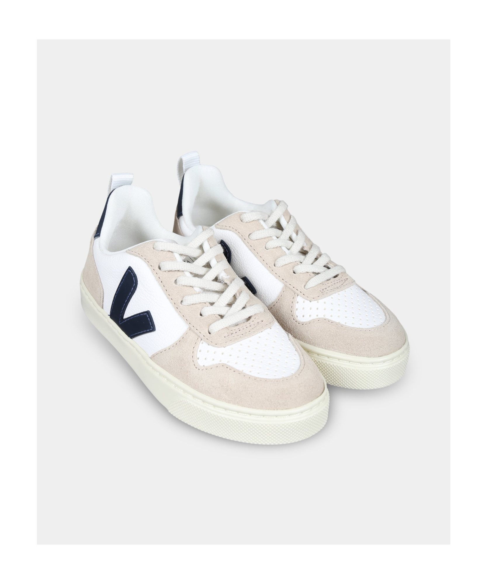 Veja V-10 Low-top Sneakers In White
