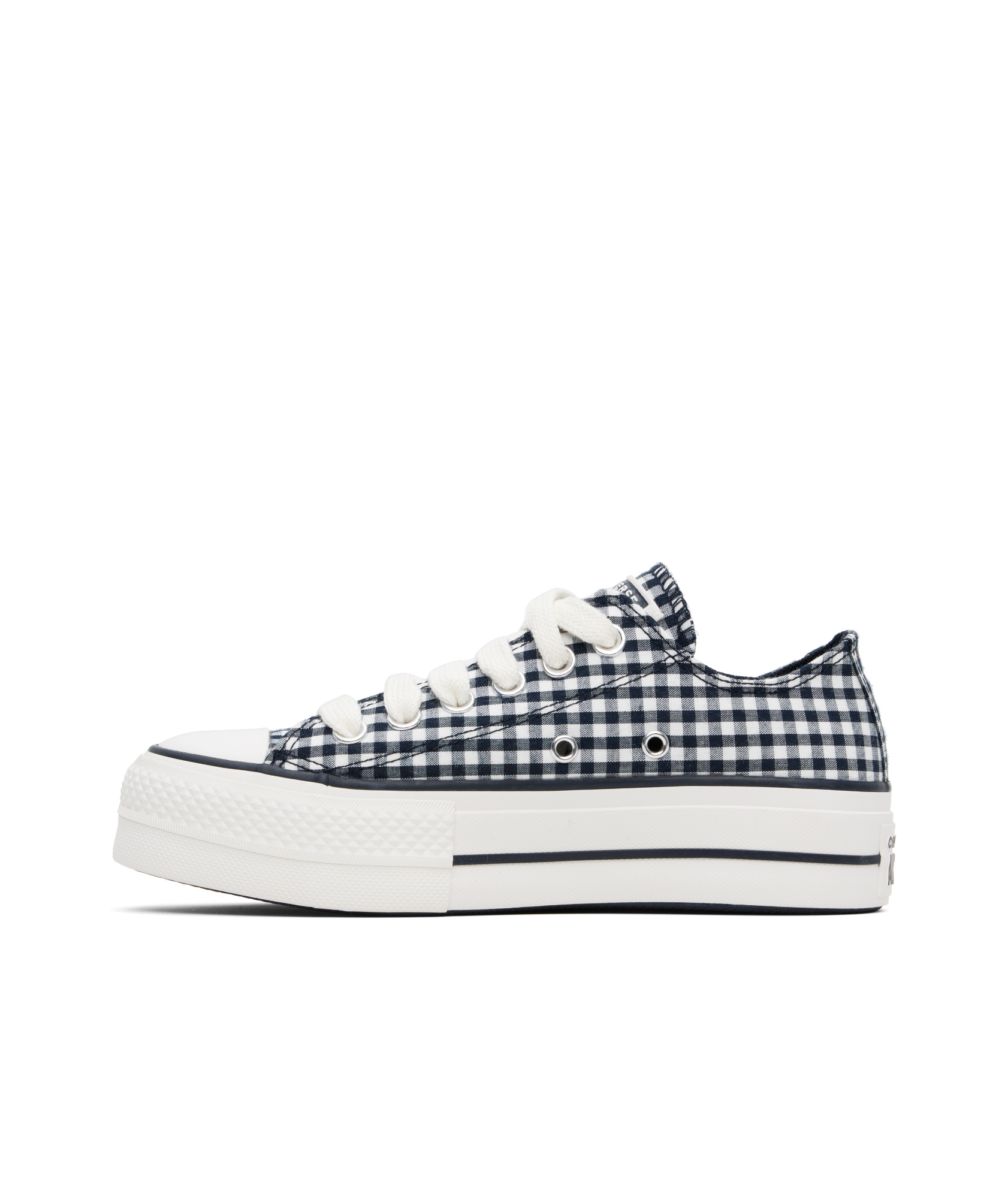 Converse Chuck Taylor All Star Low-top Sneakers In White