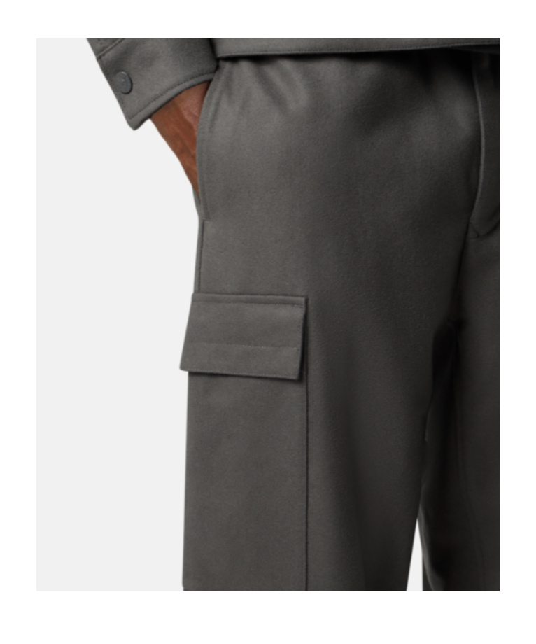 Stone Island Loose-fit Cargo Trousers With Elasticated Zipped Cuffs In Green