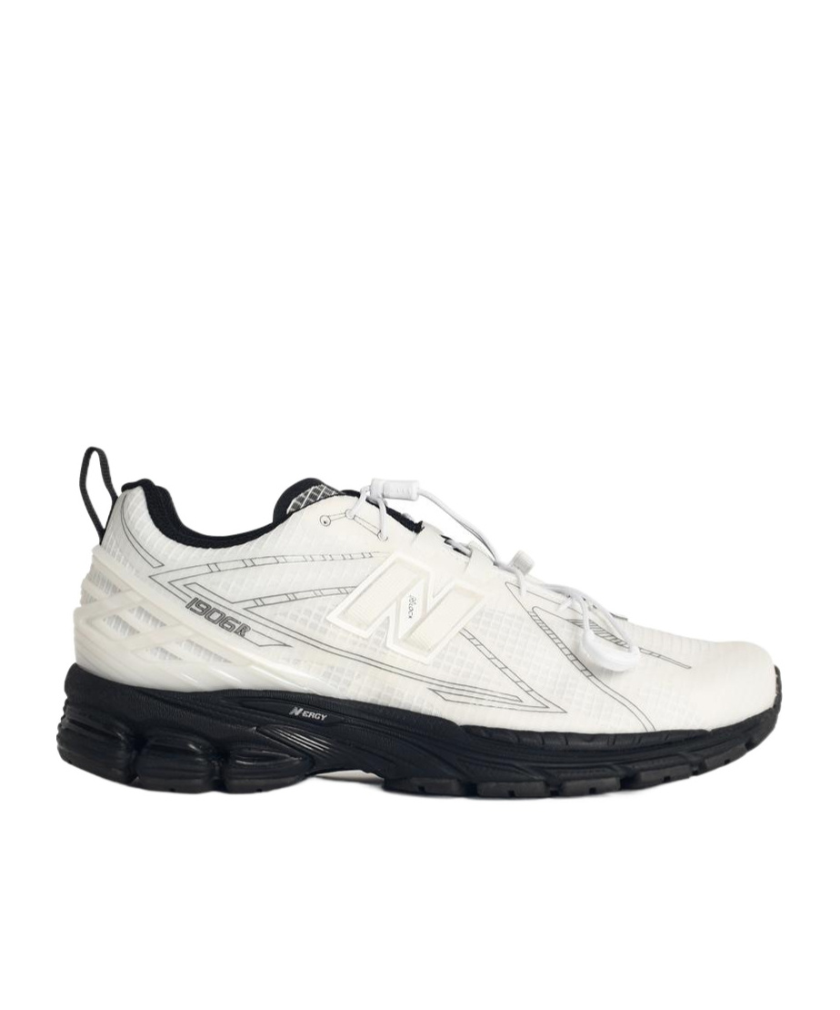 New Balance 1906r Lace-up Sneakers In White