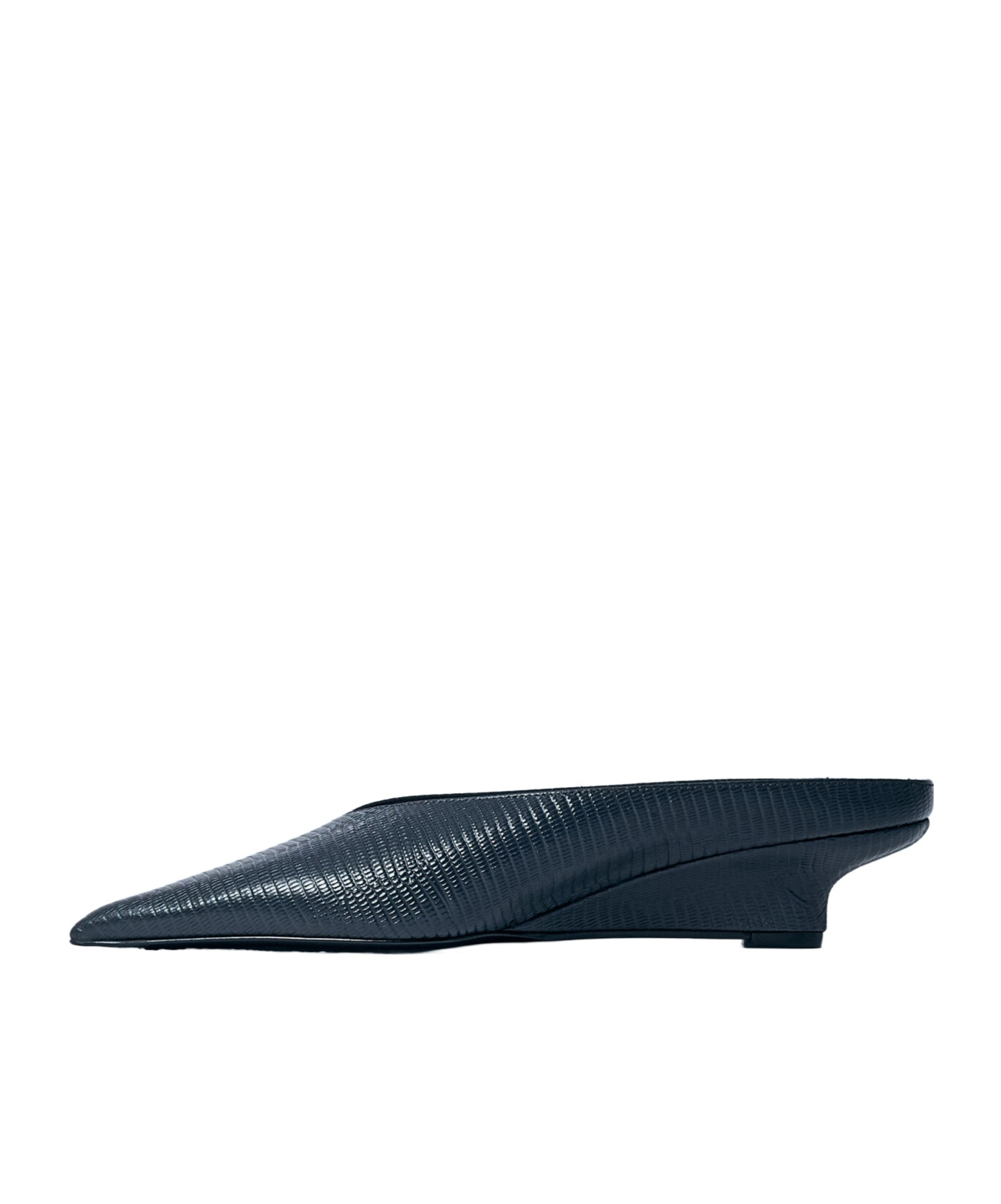Totême Toteme Women Sharp Lizard-embossed Wedge Mules In Black