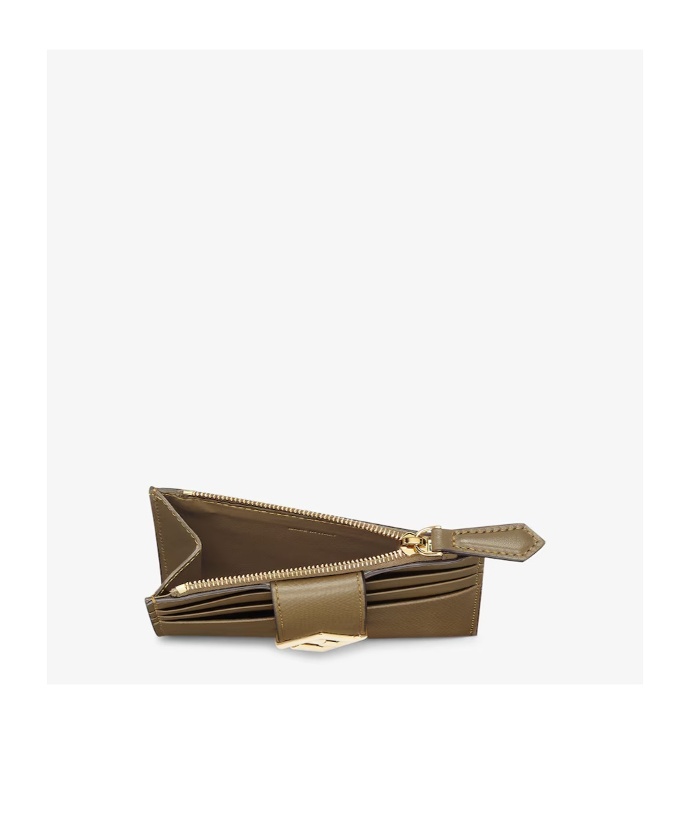 Fendi Ff Diamonds Zipper Clip In Brown