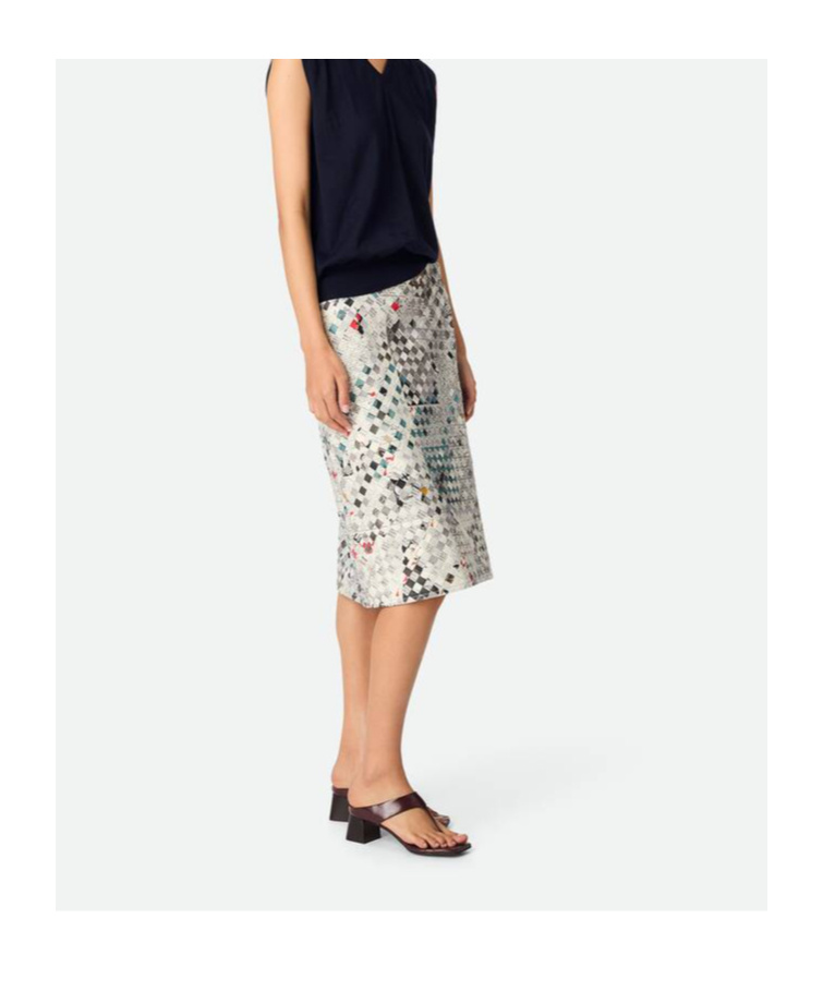 Bottega Veneta Printed Woven Leather Skirt In Light Gray/black