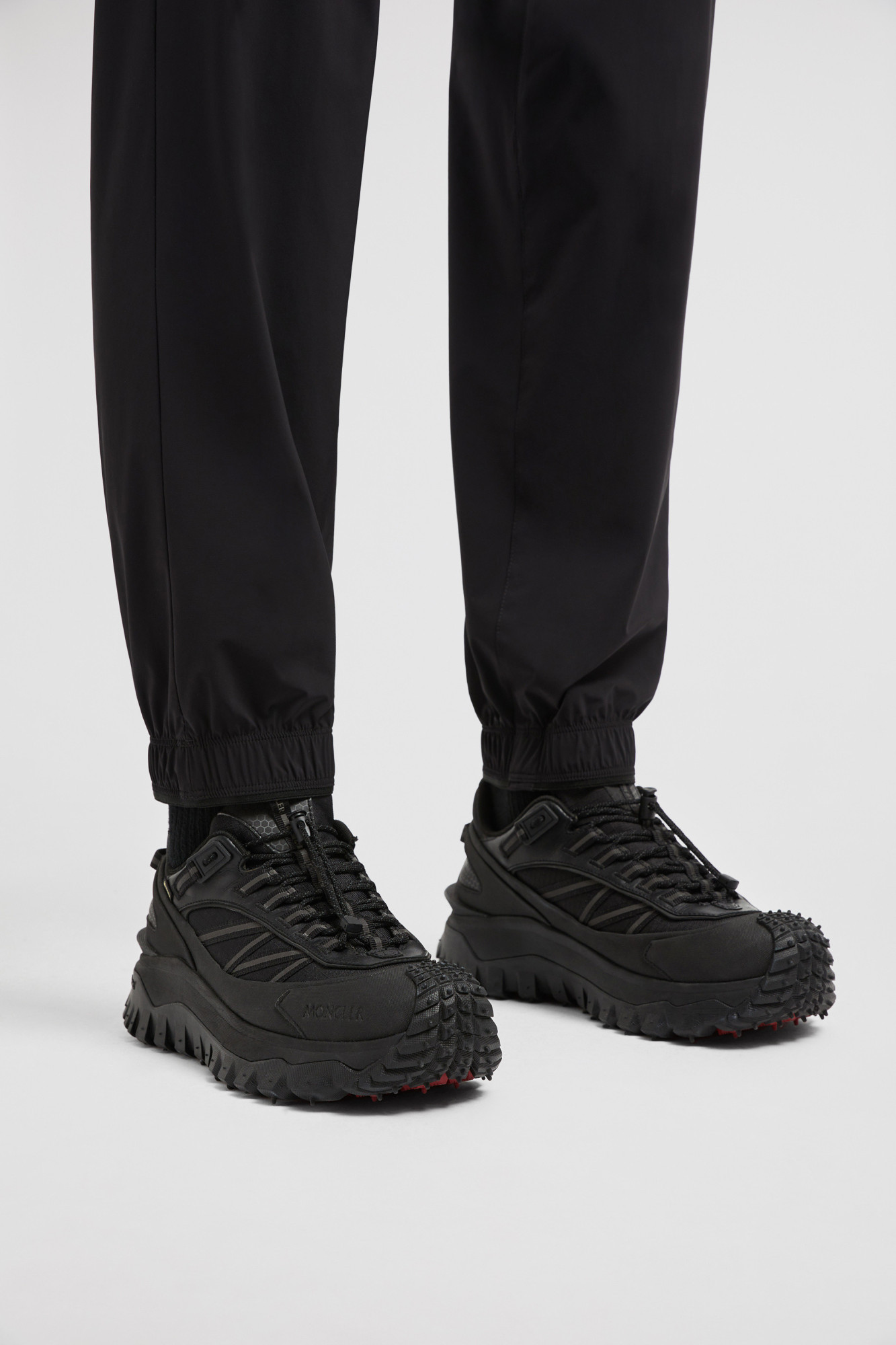 Moncler Men Trailgrip Gtx Mesh And Leather Sneakers In Black