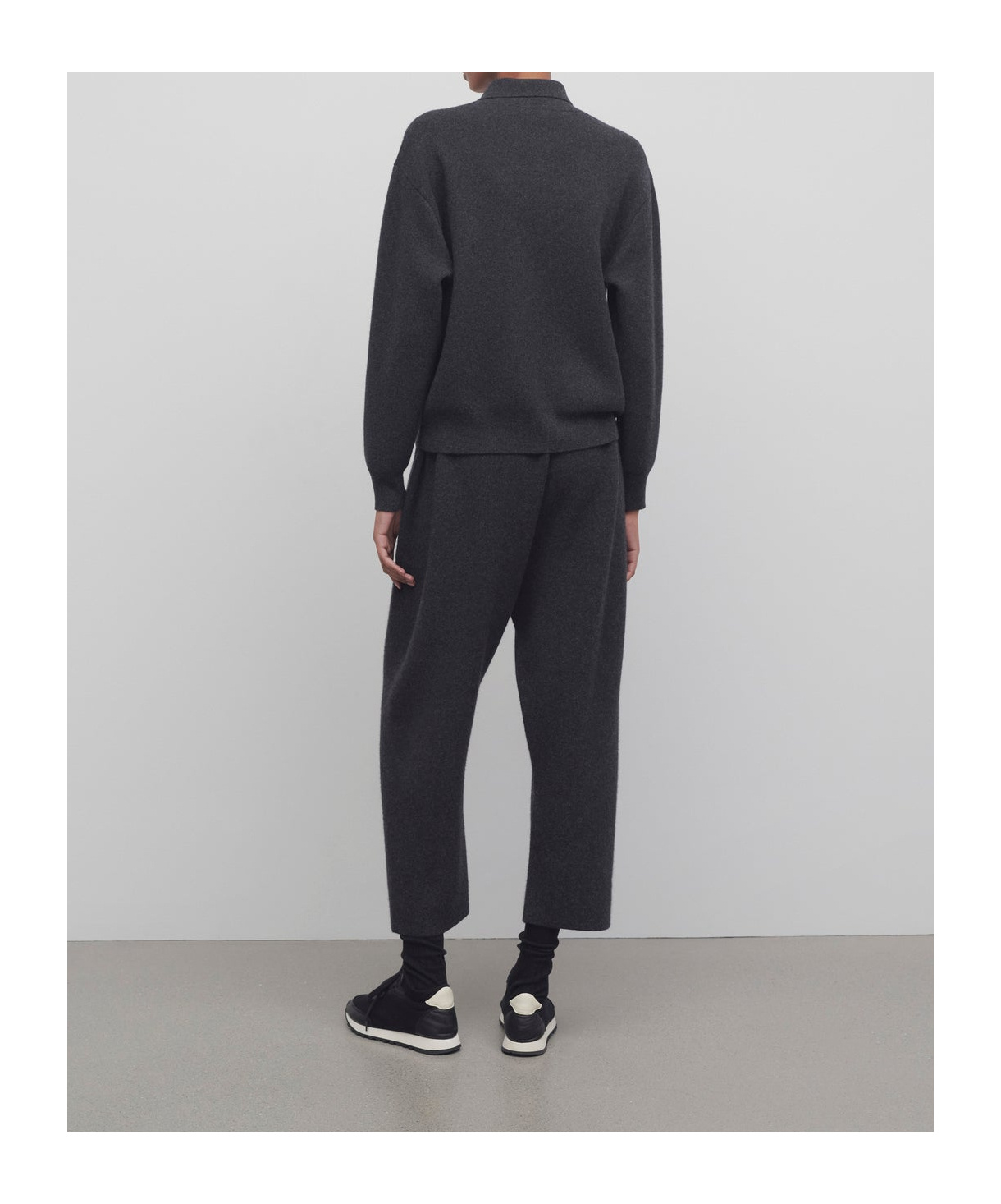The Row Herea Cashmere Pants In Black