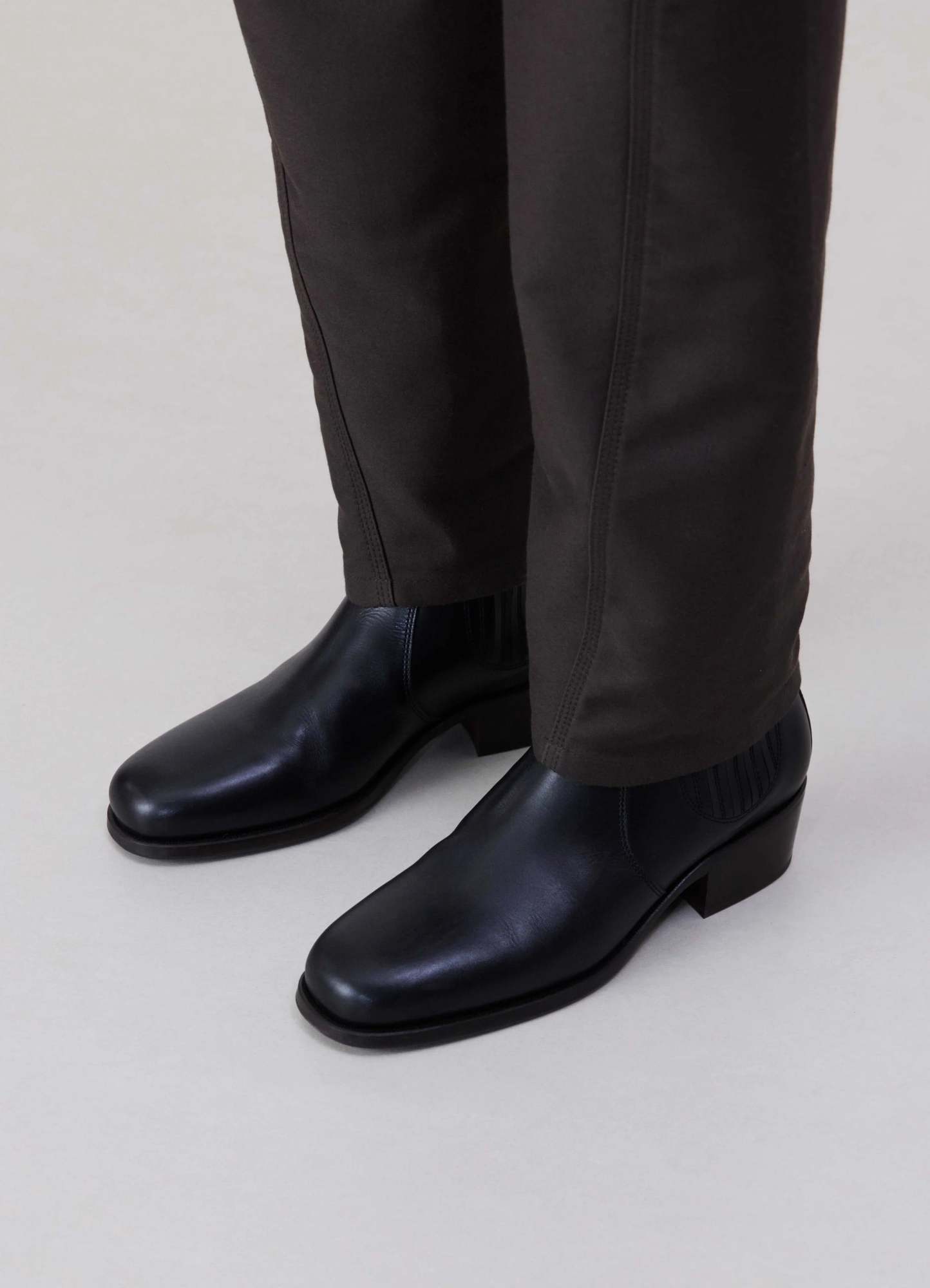 Lemaire Black Vegetable-tanned Chelsea Boots In Bk999 Black