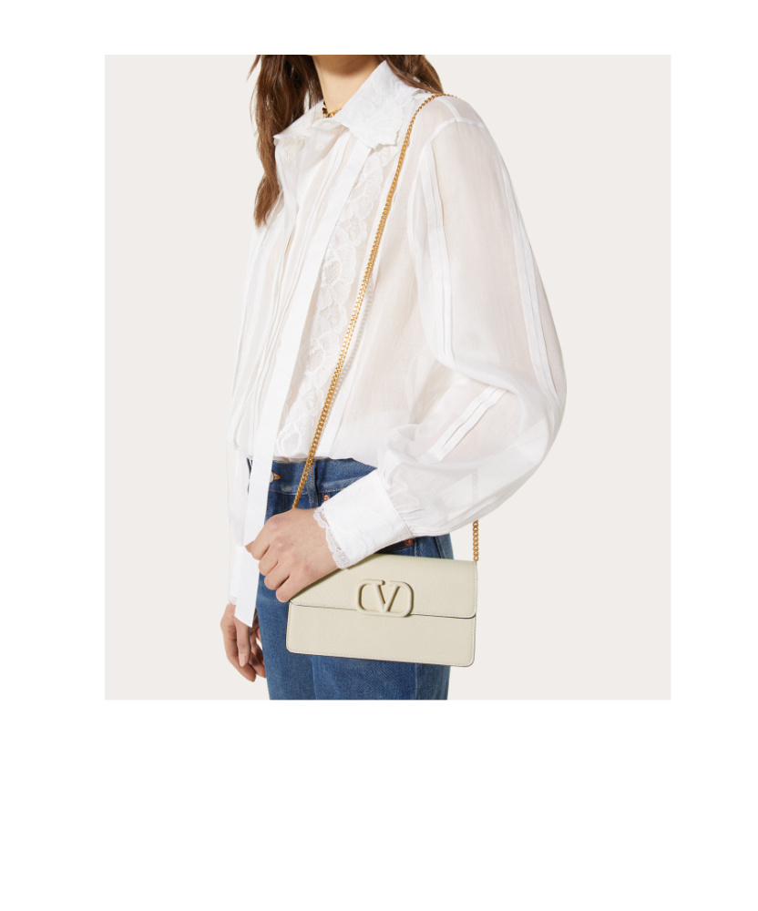 Valentino Vlogo Signature Grainy Calfskin Wallet With Chain In White
