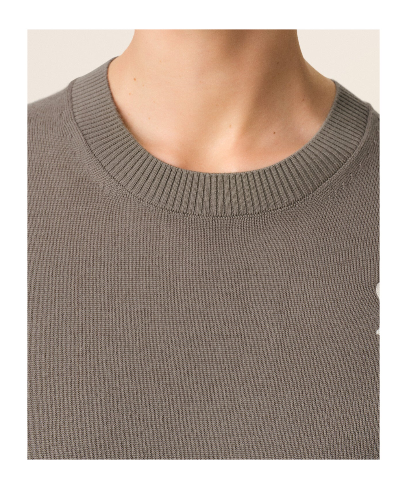 Ami Alexandre Mattiussi Beige Wool Ami De Coeur Crew Neck Sweater Grey In Gray