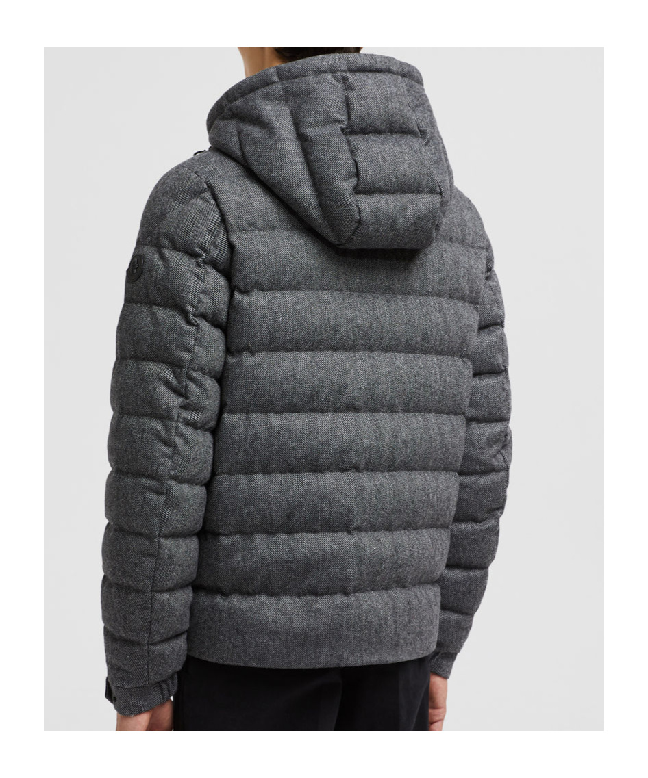 Moncler Arneb Short Down Jacket In Black