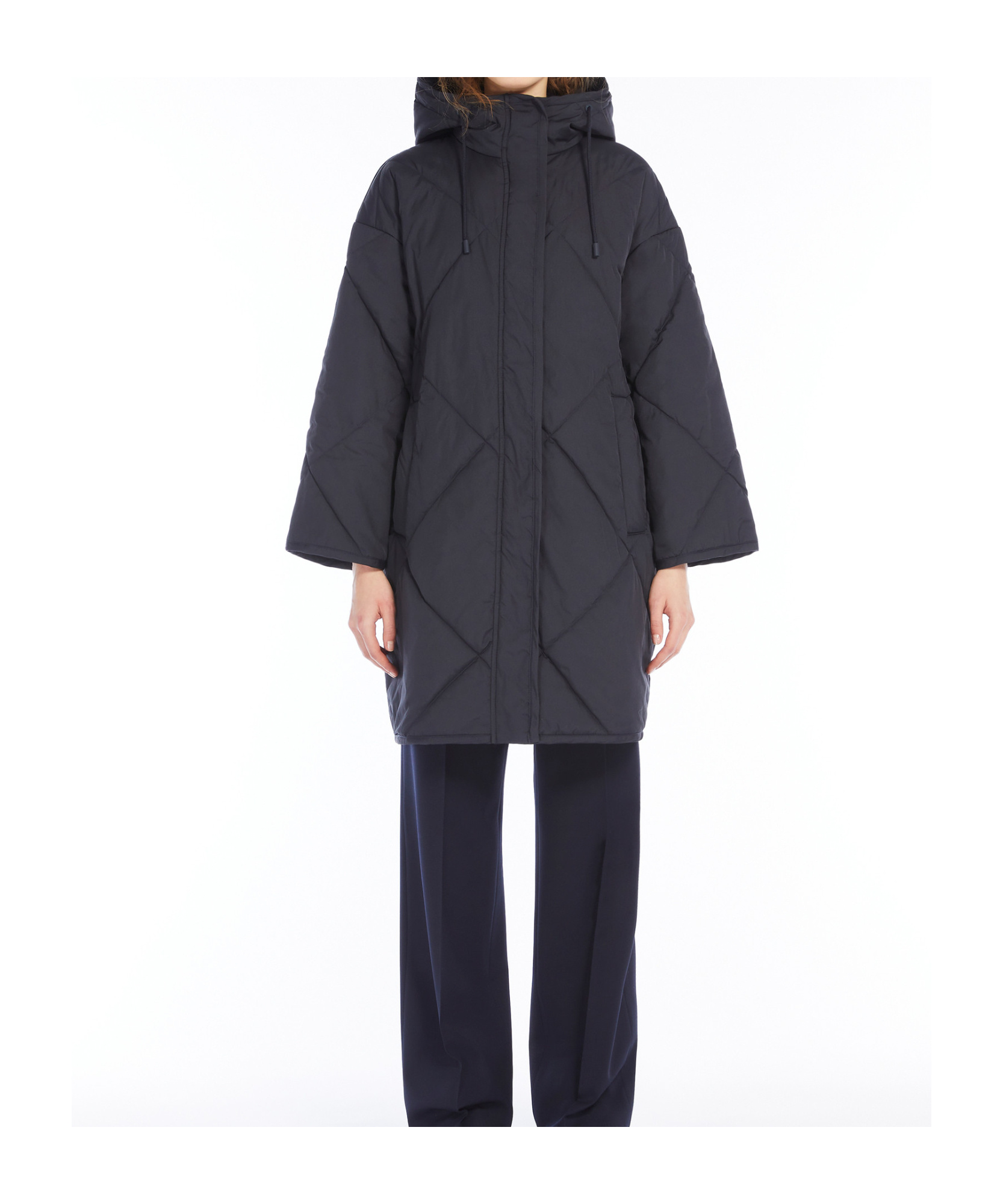 Weekend Max Mara Long-sleeved Down Jacket In Black