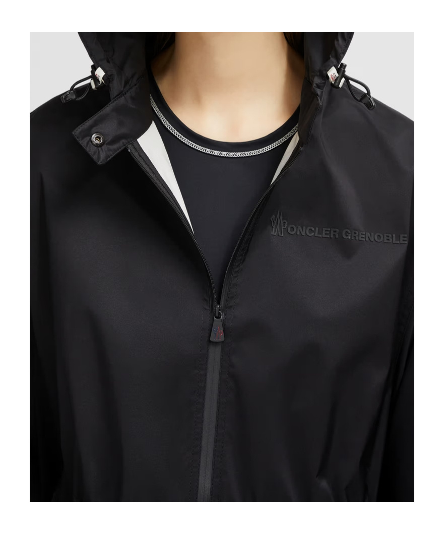 Moncler Hooded Casual Jacket In Black
