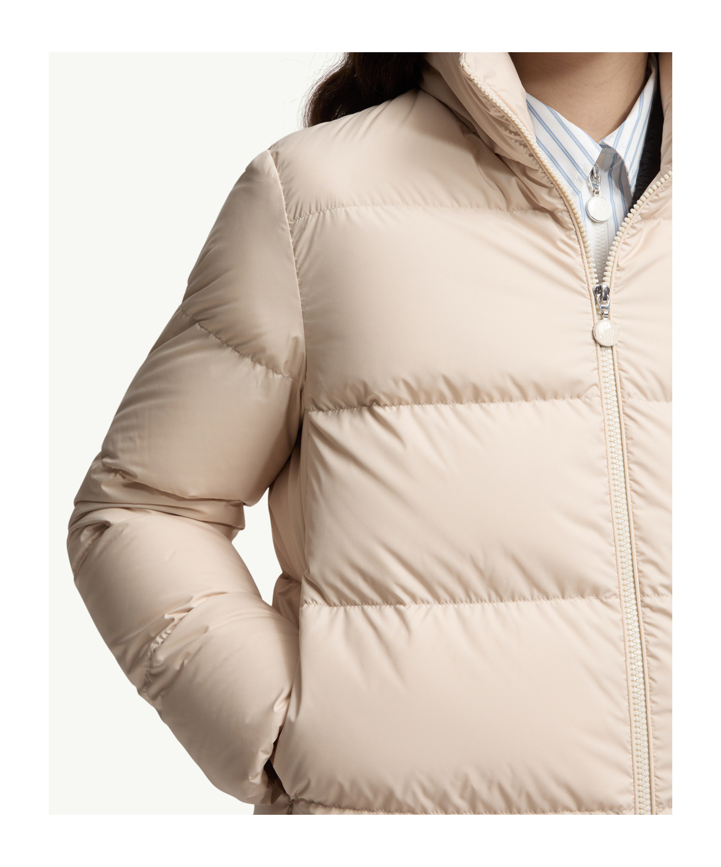 Moncler Mauzun Long-sleeved Down Jacket In Neutral