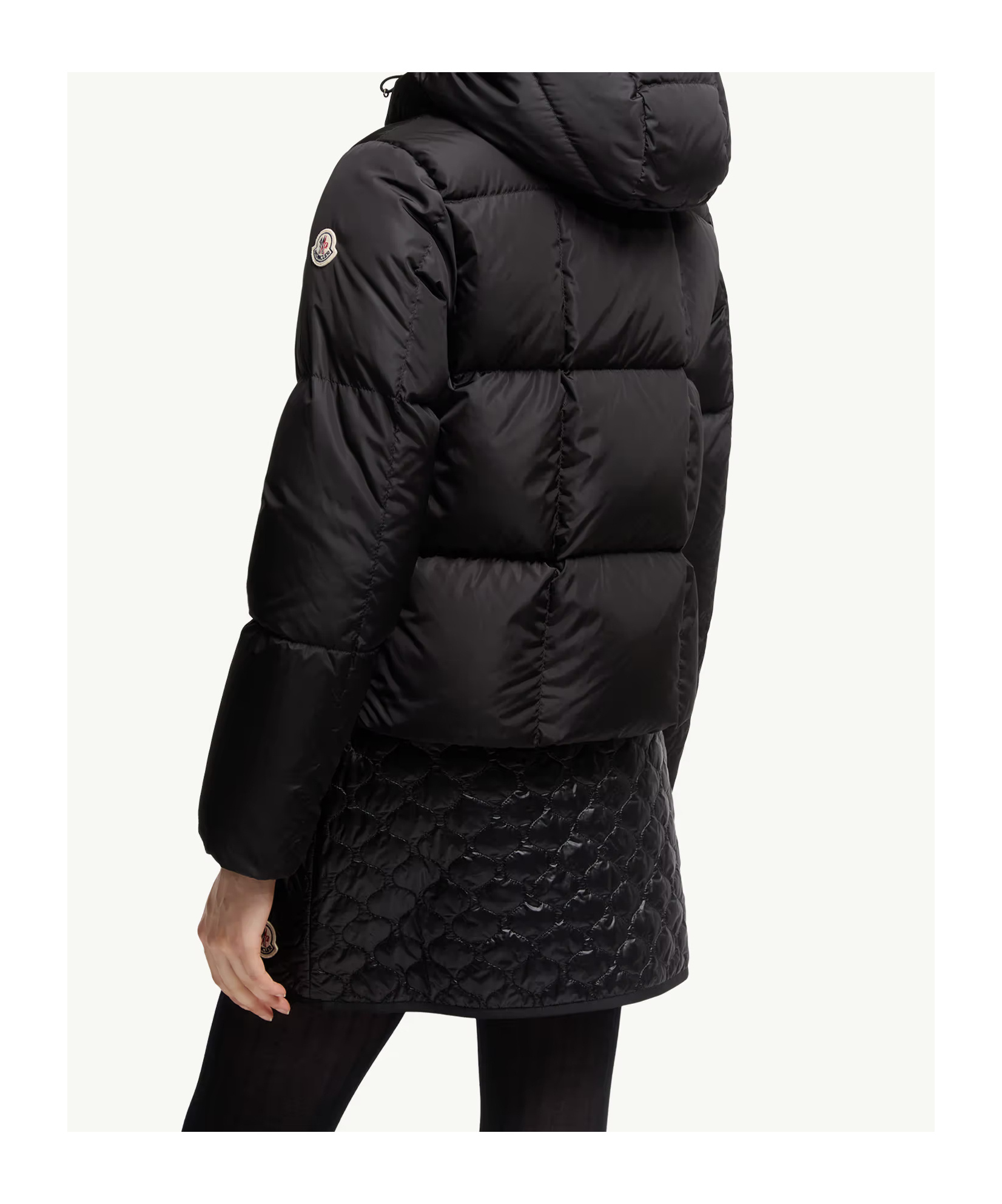 Moncler Castelnou Short Down Jacket In Black