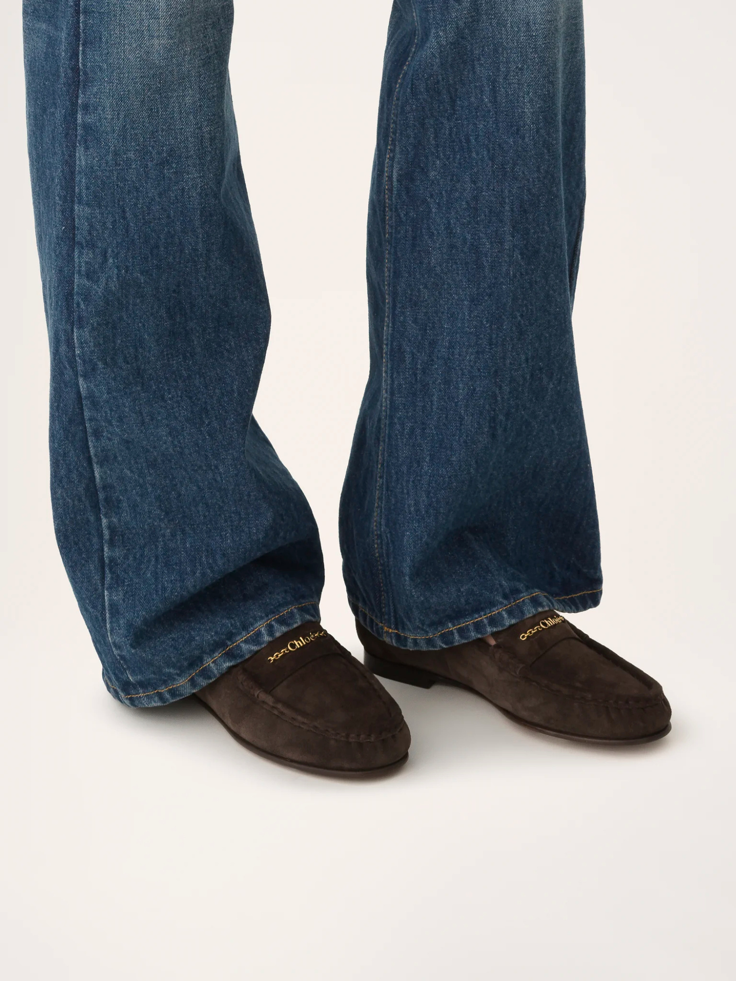 Chloé Round-toe Loafers In Brown
