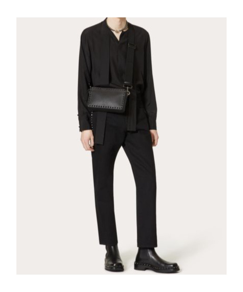 Valentino Garavani Rockstud Grainy Calfskin Crossbody Bag In Black