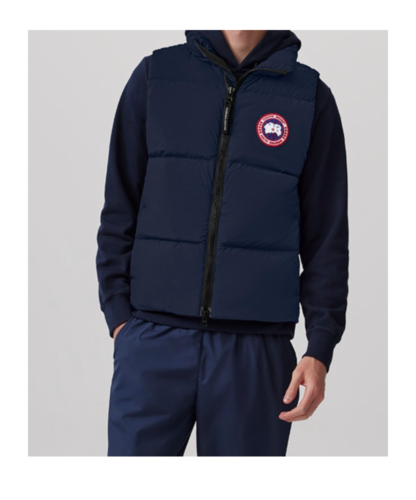 Canada Goose Mens Atlantic Navy Lawrence Quilted Shell-down Vest In Black