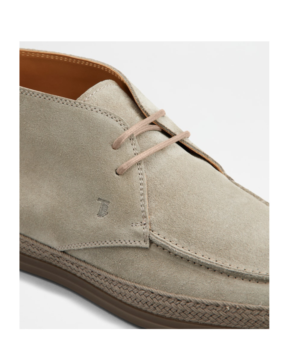 Tod's Suede Desert Boots In Nude