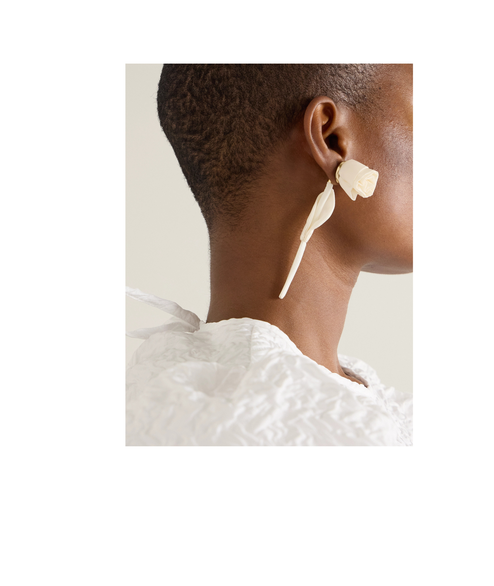 Simone Rocha Rose Earrings In White