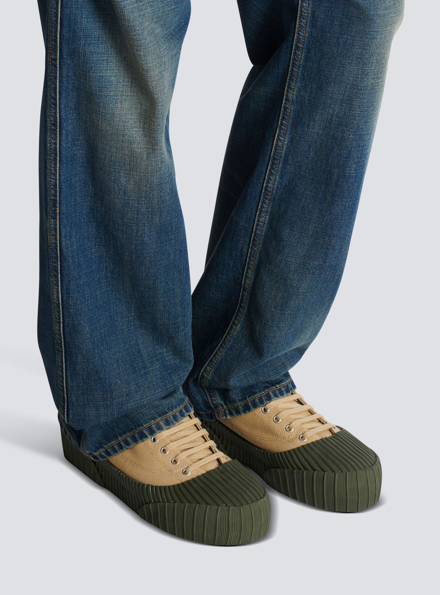 Balmain Riff Low Canvas Sneakers In Neutral