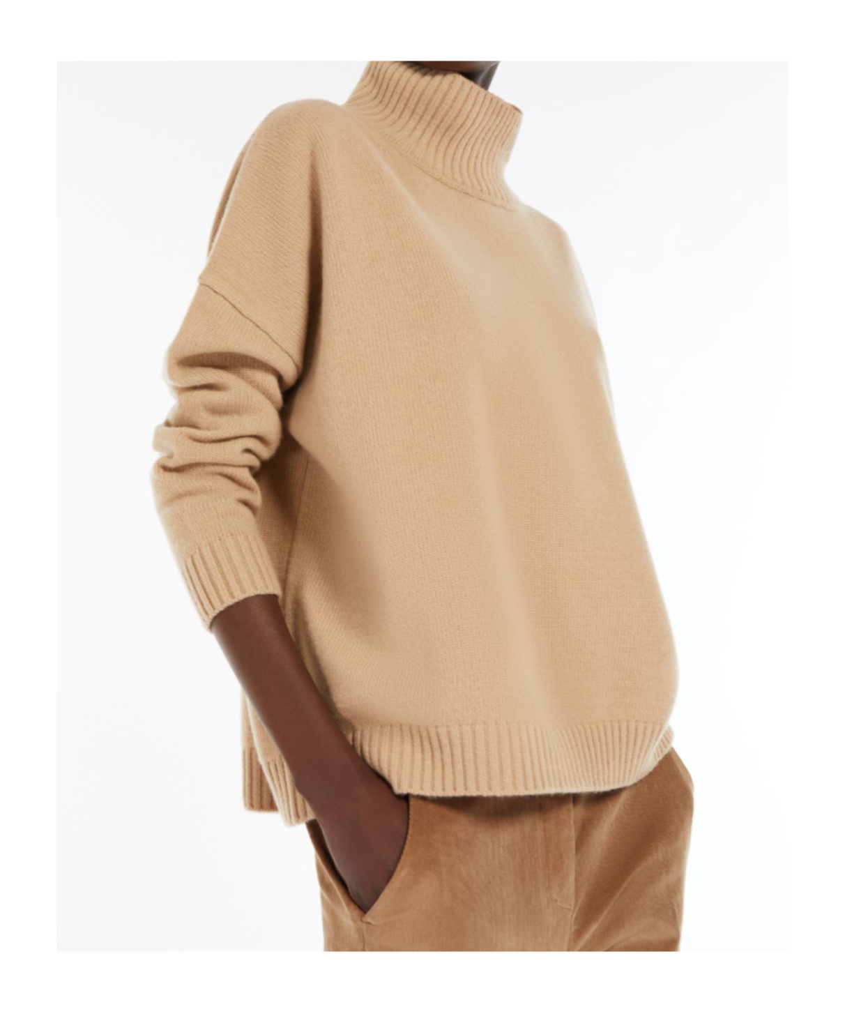 Weekend Max Mara Long-sleeved Wool Sweater In Nude
