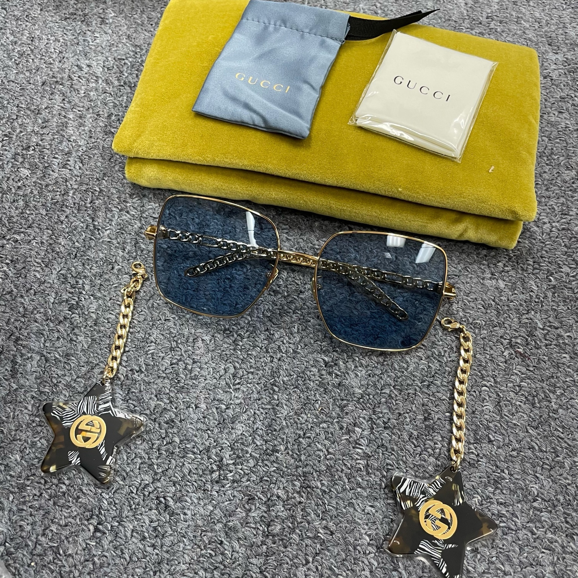 Gucci Gg0724s Square-frame Sunglasses In Blue
