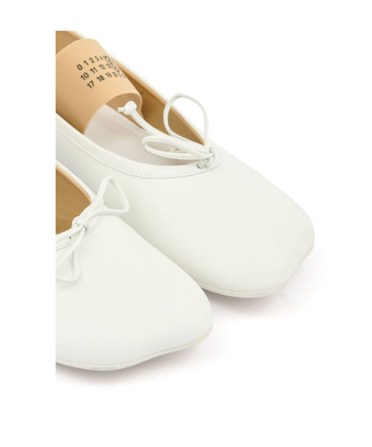 Mm6 Maison Margiela Ballerina Square Toe Bow Detail In White