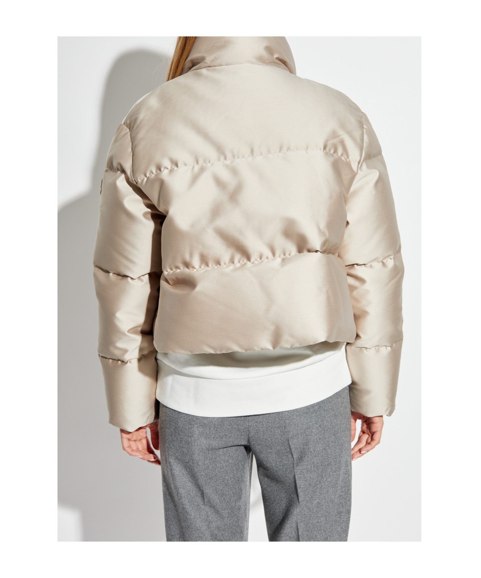 Moncler Bonnelles Quilted Down Jacket In Nude
